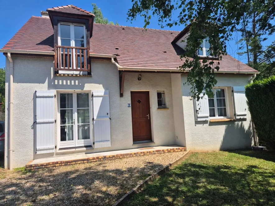 Charmante maison à Guillerval, 113 m², 4 chambres, 270 000 €