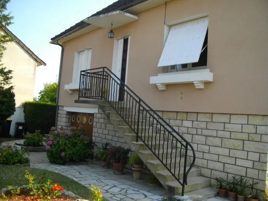 Charmante maison familiale avec grand jardin arboré