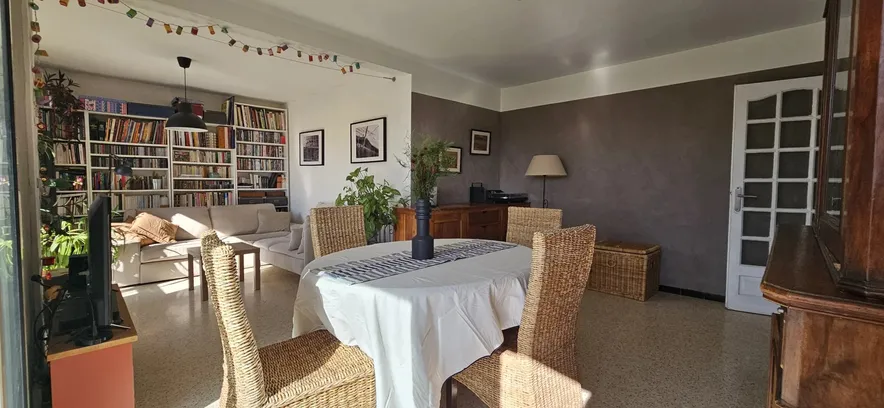 Appartement T4 de 80 m² – Toulon Port marchand