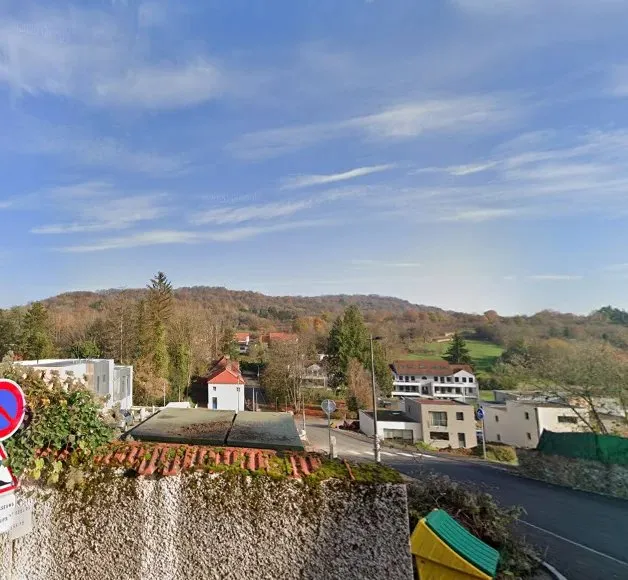 Terrain constructible à Lessy – Projet de 6 maisons