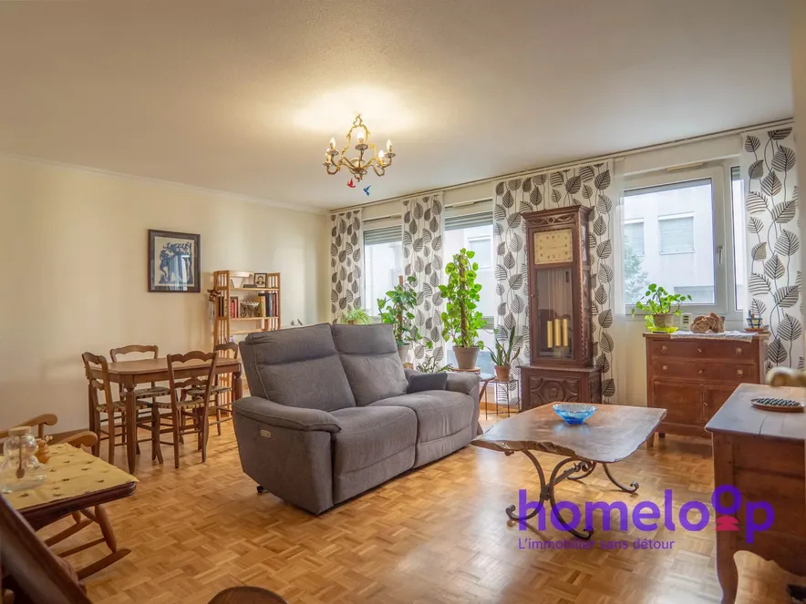 EN EXCLUSIVITE à LYON 3 - Etienne Richerand ! T4 traversant - 80 m² -  Balcon, parking et cave