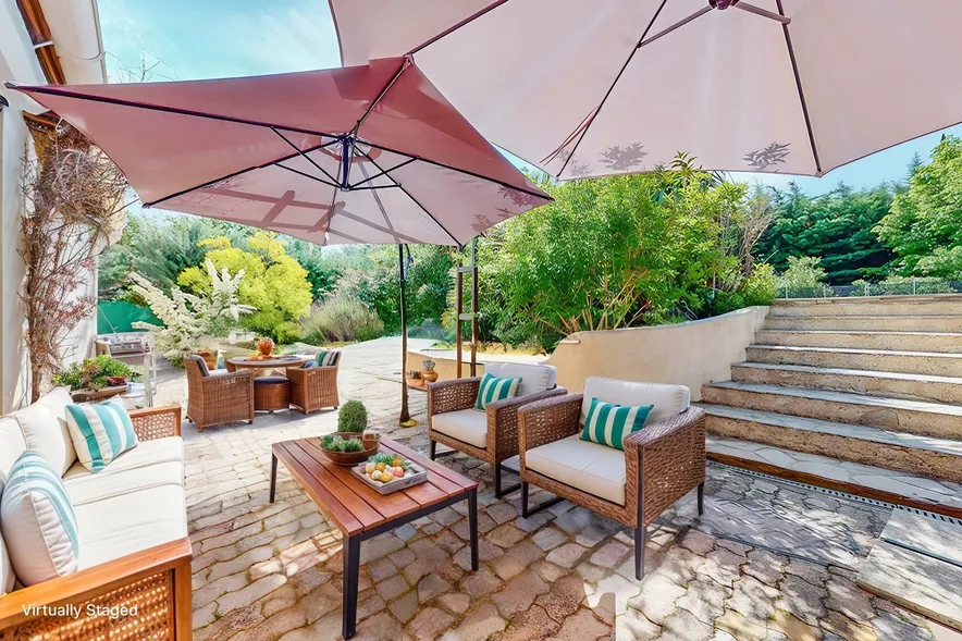 Forcalqueiret - Maison 215 m² avec piscine