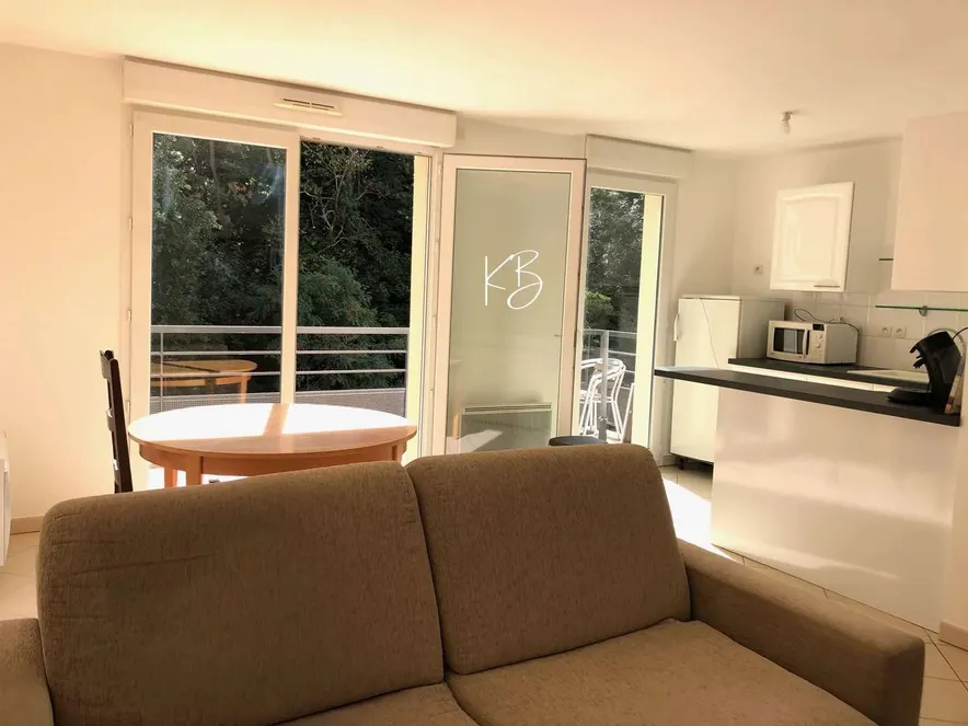 DOURDAN - 3 PIECES 56m², BALCON, 2 PLACES DE PARKING EN SOUS-SOL –SANS VIS A VIS