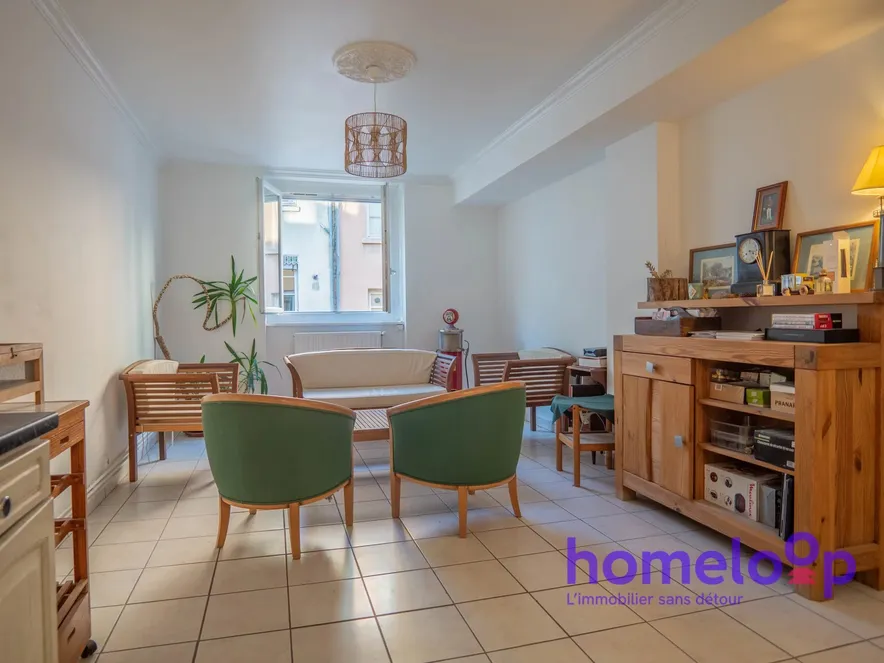 EN EXCLUSIVITE à LYON 2 - Laurencin ! T3 - 67 m² - traversant & lumineux