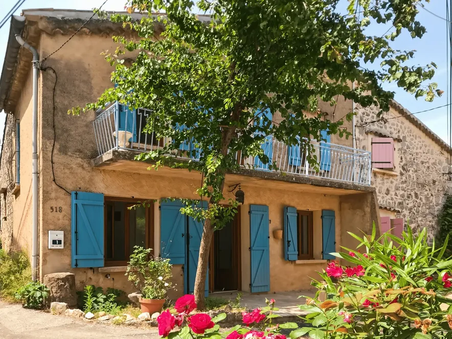 Maison de village de 45 m2 avec 2 chambres et balcon