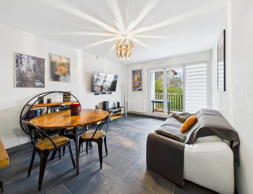 Bel Appartement - ILLKIRCH SUD - 65 m² - Rénové