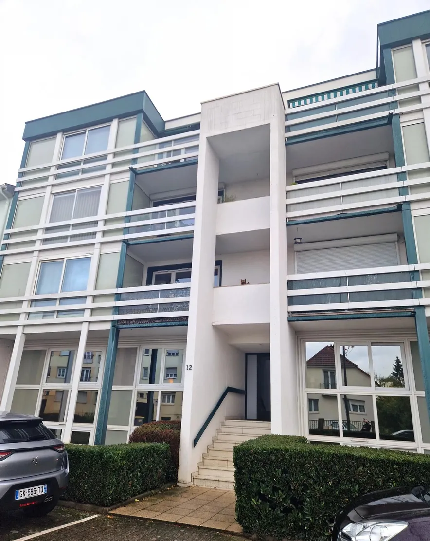 Appartement 4/5 pièces lumineux – Metz Vallières