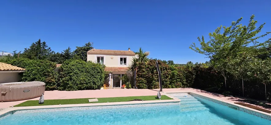 Forcalqueiret - Maison 215 m² avec piscine