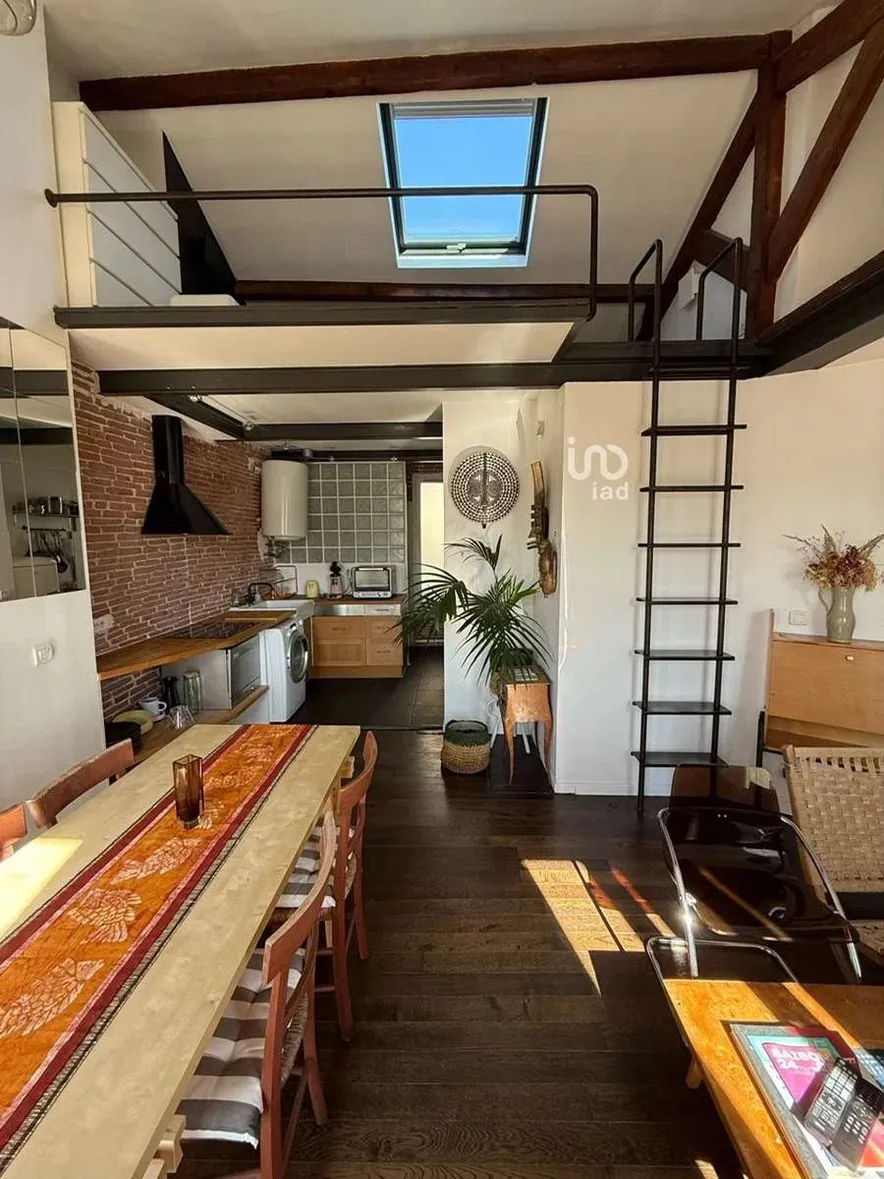MEUDON-APPARTEMENT 31m²-MEZZANINE 15,40m²-CAVE