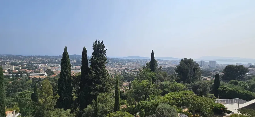Villa d’architecte avec vue panoramique – Mont Faron, Toulon