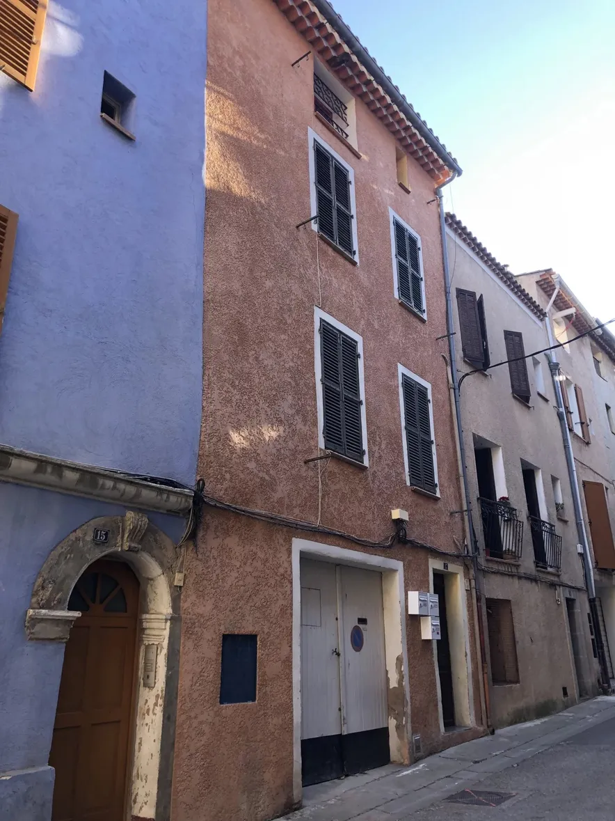 CUERS - Immeuble de rapport 4 appartements + garage