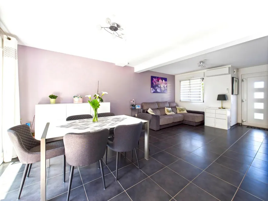 Charmante maison récente 80 m² avec jardin et garage