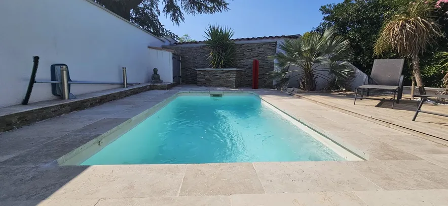 Villa de plain-pied rénovée avec piscine – Garéoult (Provence Verte)