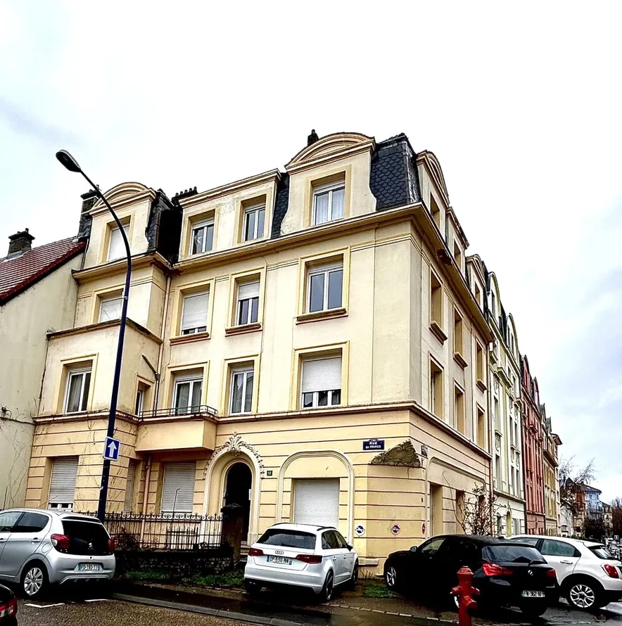 Appartement 3 pièces de 65 m² - Metz Sablon