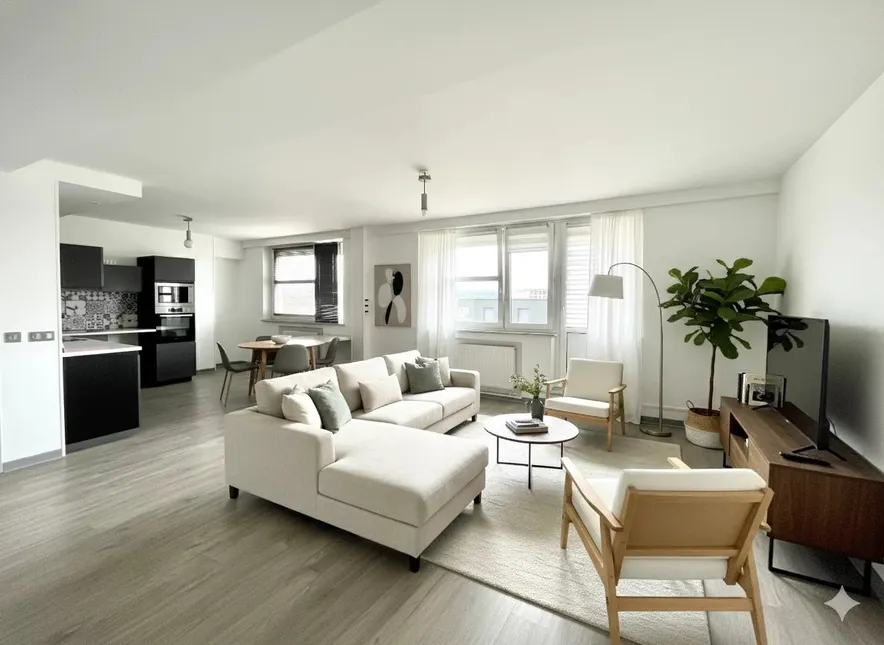 Appartement de 103m2, 3 chambres, balcon, parking privatif, cave