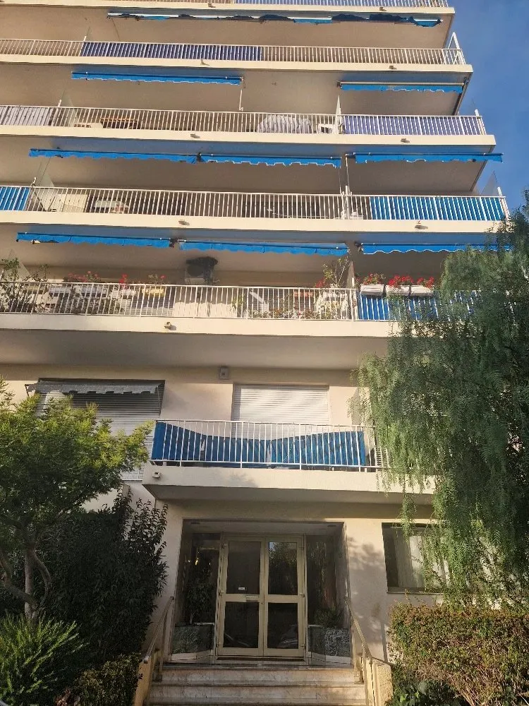 T1 de 28 m² – Le Cannet, Boulevard Sadi Carnot, idéal première acquisition ou investissement locatif !